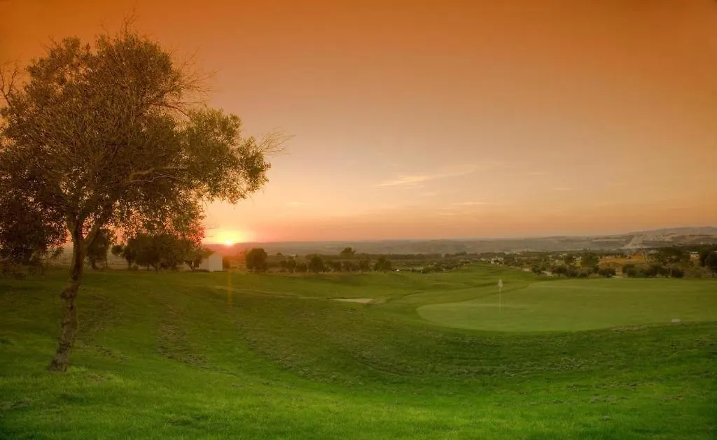 아르코스델라프론테라 Arcos Gardens Fairways 아파트